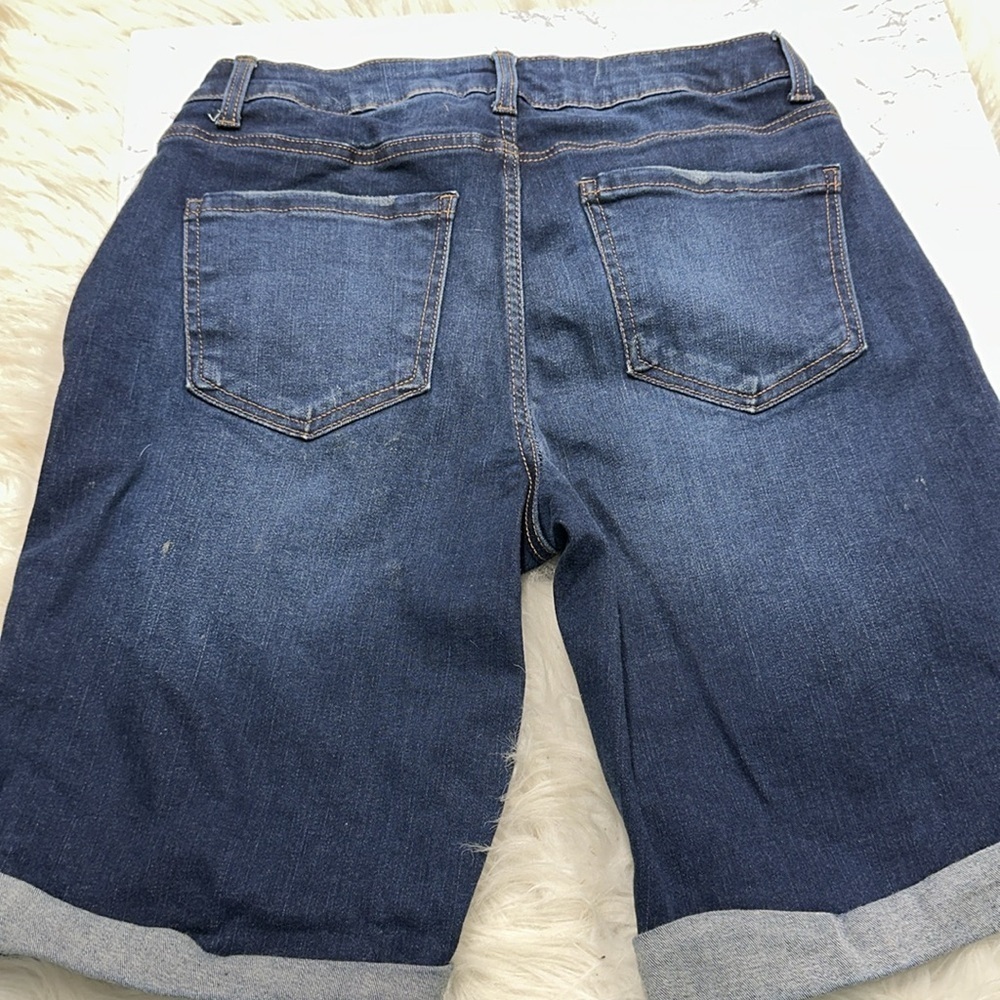 Time and Tru Dark Blue Denim Shorts size 6 mid rise - Picture 7 of 7